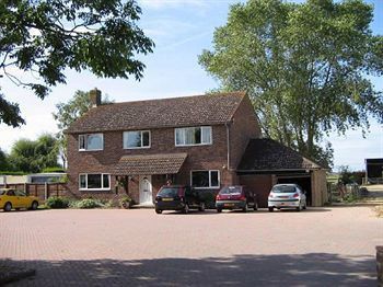 Willowbrook Riding Centre Chichester Exteriér fotografie